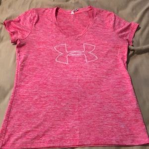 Women’s under armour shirt small